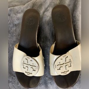 Prelove comfortable, summery and cute sandal.